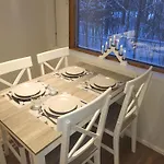 Bonfireroad Villa *